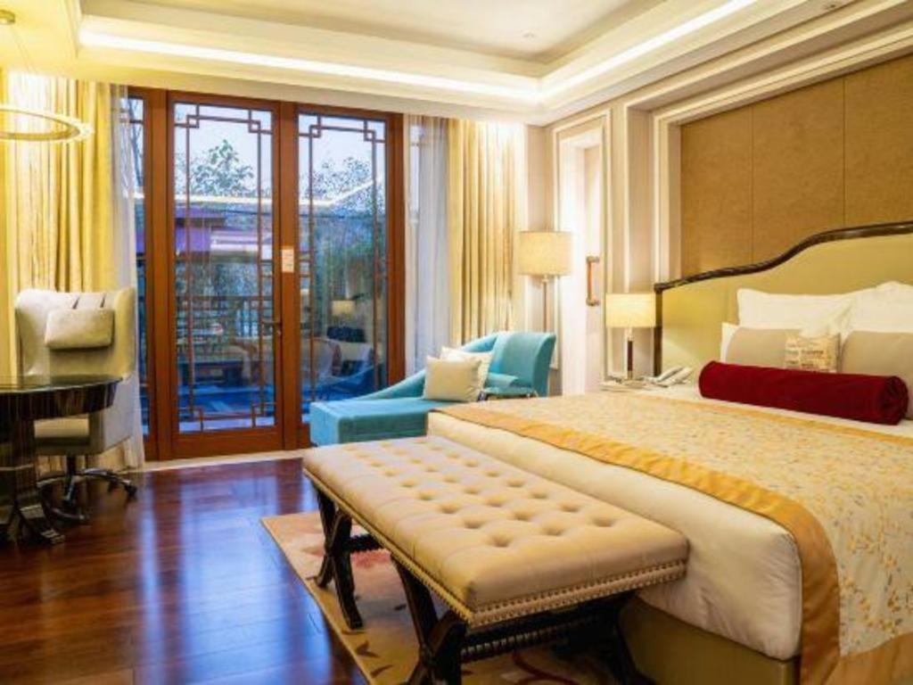 Grand Bay Hotel Beijing Xiaotangzhuang Exterior photo