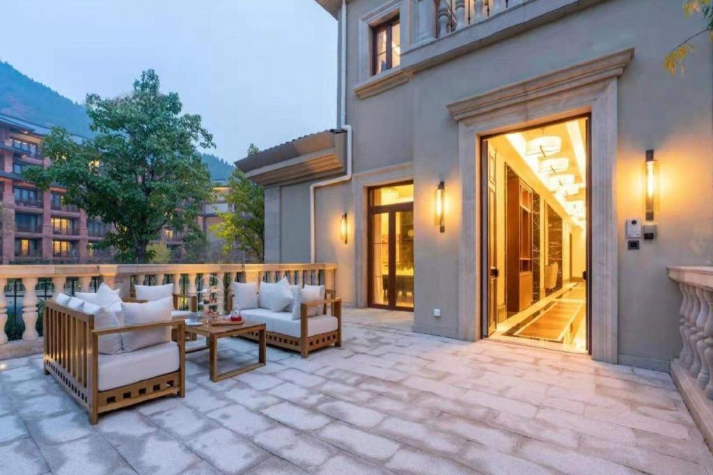 Grand Bay Hotel Beijing Xiaotangzhuang Exterior photo